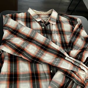 Men’s button up shirts